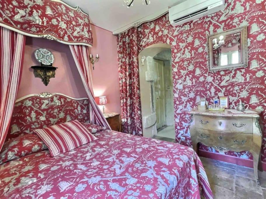 Chez Lydia - Osez La Vie De Chateau ! Pont Du Gard, Uzes Ремулен Экстерьер фото