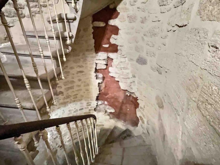 Chez Lydia - Osez La Vie De Chateau ! Pont Du Gard, Uzes Ремулен Экстерьер фото